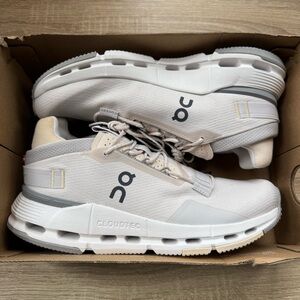 On Running Cloudnova 2 Running Shoes Ice Sand Womens Size 8.5